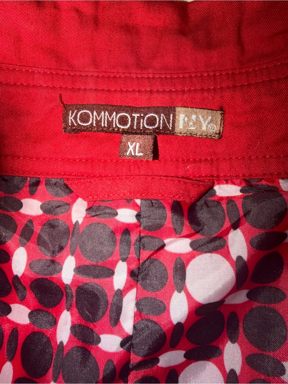 Women's Red Button-Front Trench Coat - Picture 2 of 3
